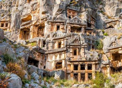 شهر باستانی میرا در ترکیه، سرزمین اسرارآمیز مردگان!