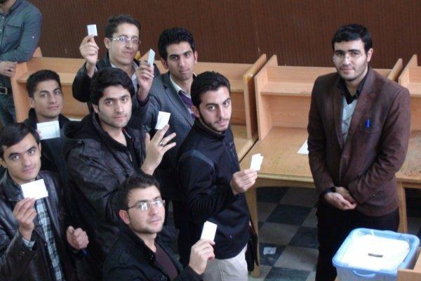 انتخابات شورای صنفی دانشگاه علوم پزشکی تهران برگزار می انتخابات شورای صنفی دانشگاه علوم پزشکی تهران برگزار می گردد