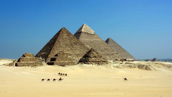 جاذبه های گردشگری مصر؛ 10 جای دیدنی و شگفت انگیز با عکس